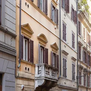  Apartment Gregoriana Luxury In Italy